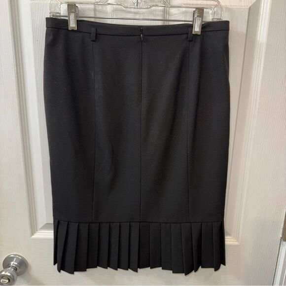 Talbots Petites Pencil Skirt with pleats at bottom size 4P- Like new! - Picture 3 of 13